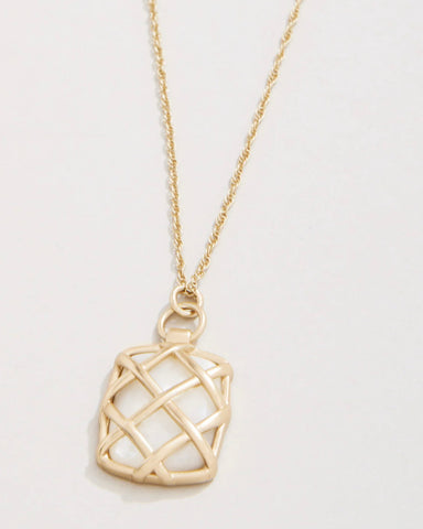 Stonevale petite necklace 18” mother-of-pearl by Spartina
