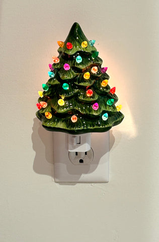 Vintage Christmas tree nightlight by Two's Company